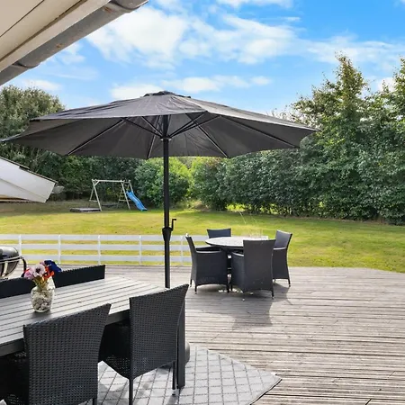 Onevus - 550m From The Sea By Interhome Feriehus Nordenbro Vesteregn