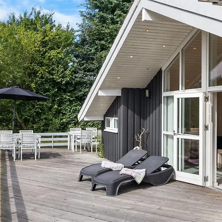 Dom wakacyjny Onevus - 550m From The Sea By Interhome Nordenbro Vesteregn