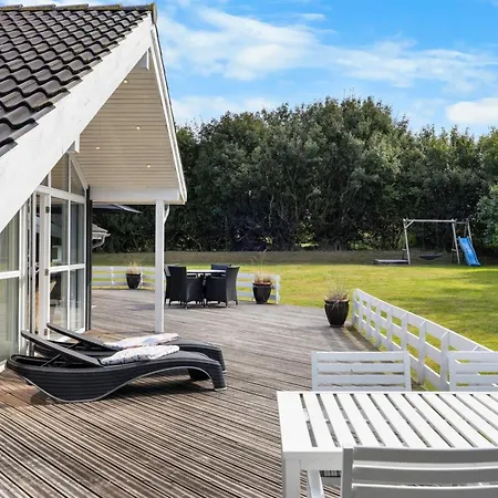 Ferienhaus Onevus - 550m From The Sea By Interhome